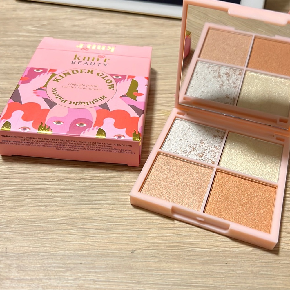 KNDR Beauty Glow Palette